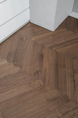 YXH38 image 9